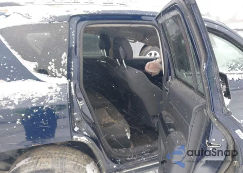 2017 Jeep Compass Sport 4X4 z USA, uszkodzony, nr VIN 1C4NJDBB9HD107156